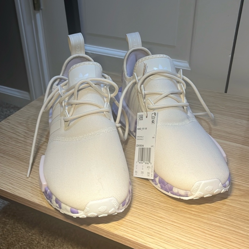 NWT & Box!!! Women’s Adidas White, Lavender,  Purple Sneakers  Size 8.5